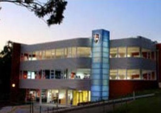 澳大利亚约翰保罗国际学院校徽logo图片