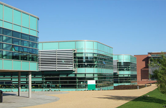 知山大学校徽logo图片