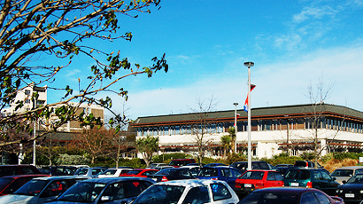 基督城教育学院校徽logo图片