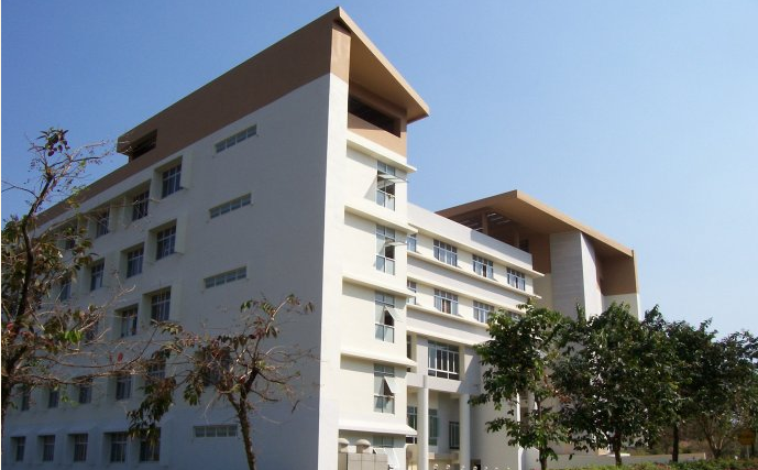 亚洲太平洋国际大学校徽logo图片