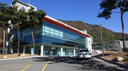 昌原国立大学校徽logo图片