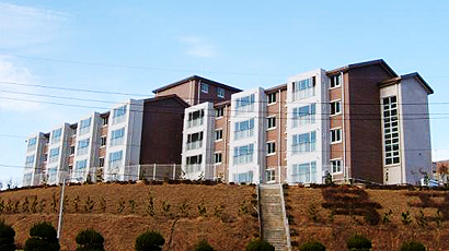 加图立大学图片