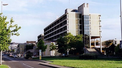 贡比涅技术大学图片