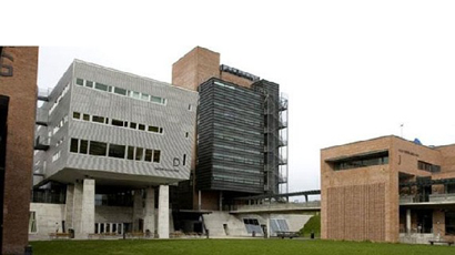 阿哥德大学校徽logo图片